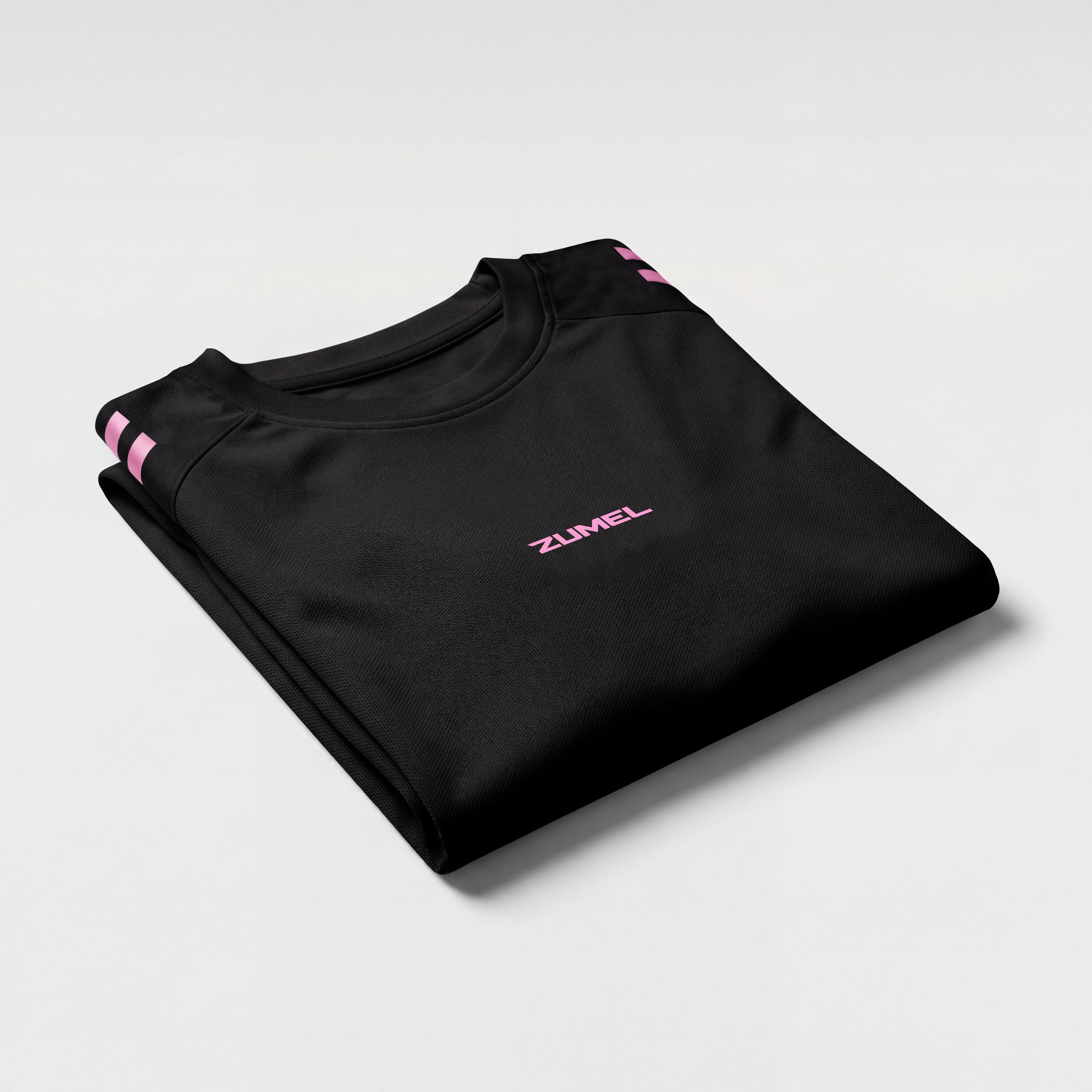 Maillot de football fille noir personnalisé avec prénom et numéro rose